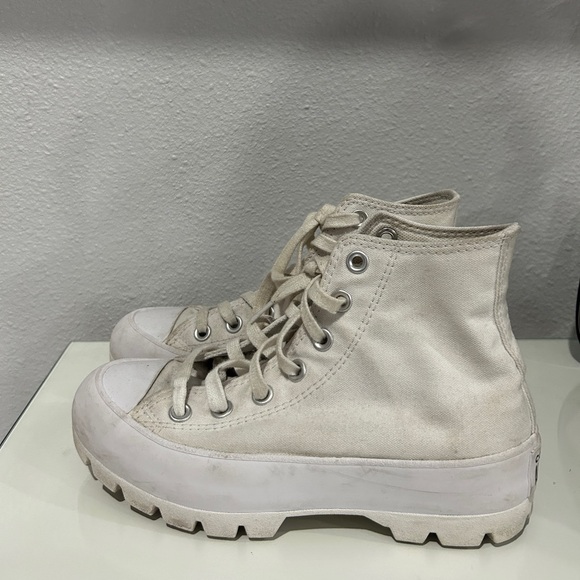 Full white high top lugged converse, size 5! Will be cleaned before shipped - Picture 2 of 5